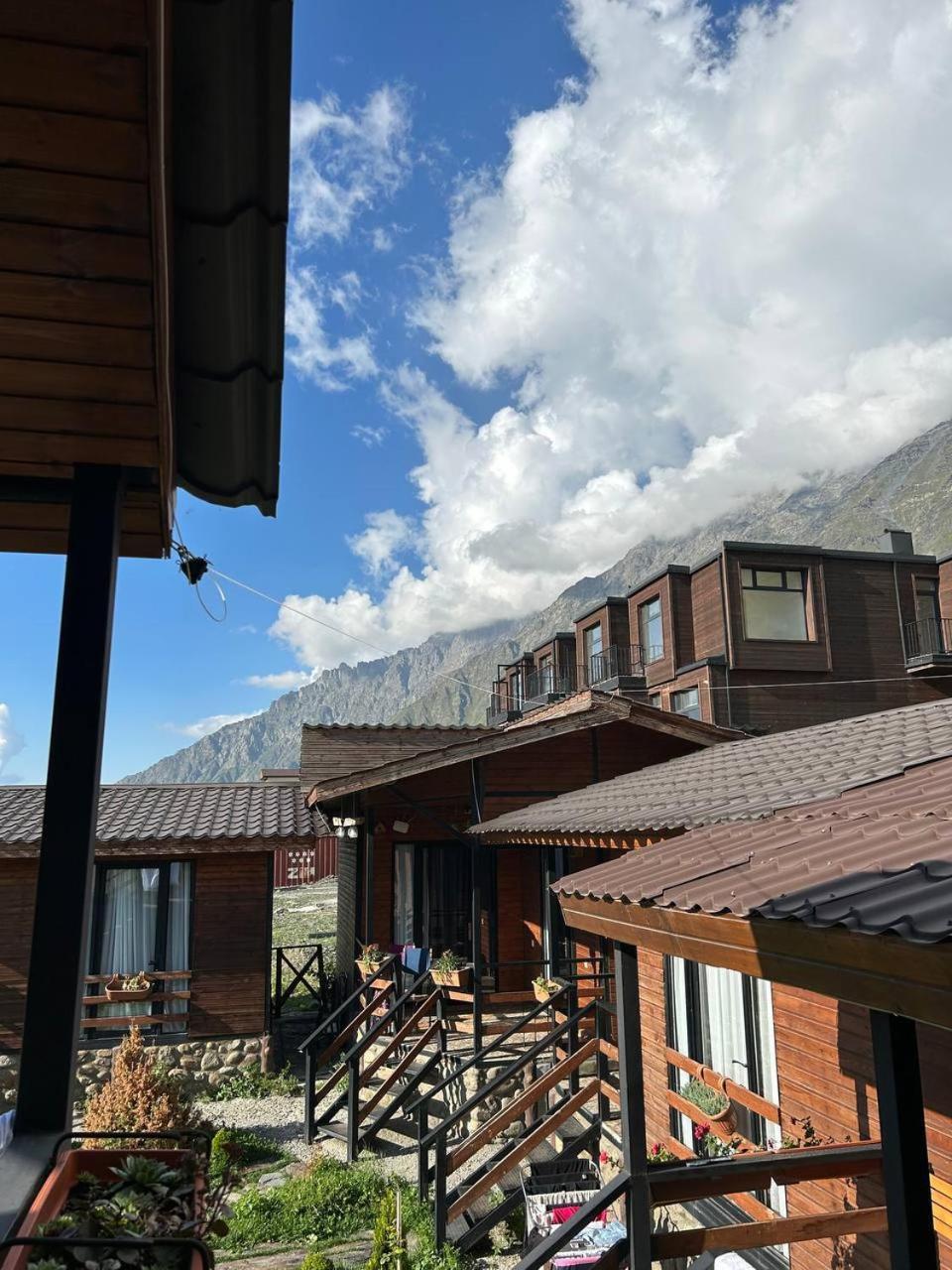 Panorama Cottages Kazbegi Esterno foto
