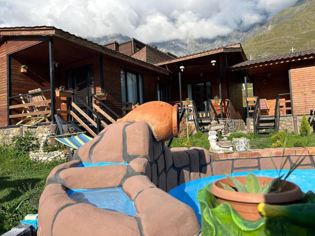 Panorama Cottages Kazbegi Esterno foto